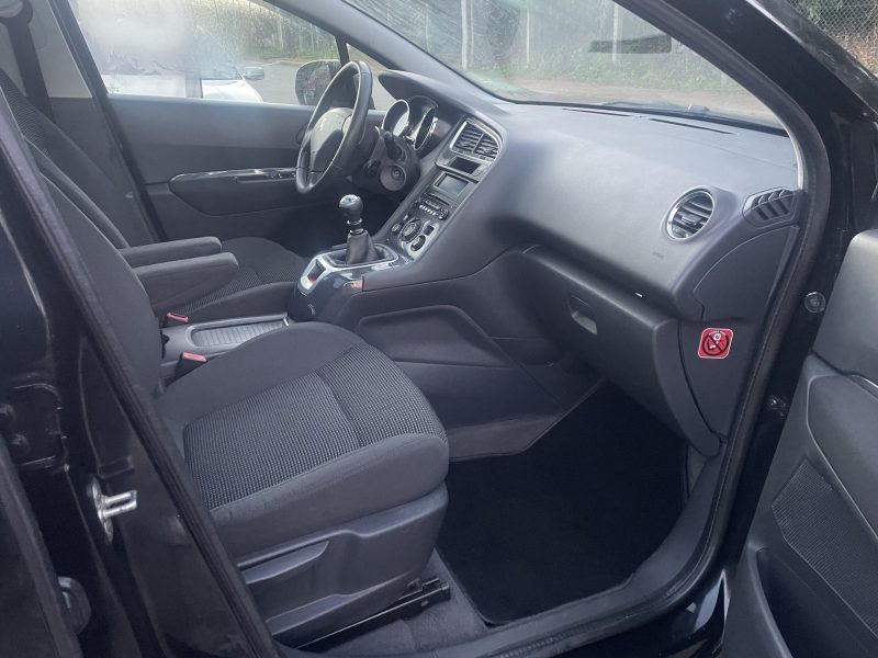 PEUGEOT 5008 2.0 HDI 16V 150CV