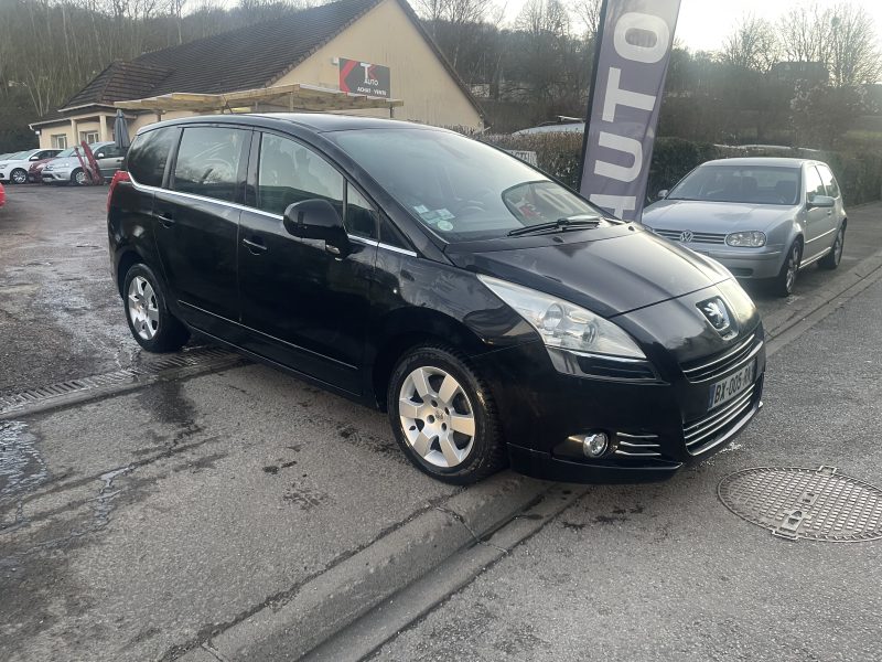 PEUGEOT 5008 2.0 HDI 16V 150CV