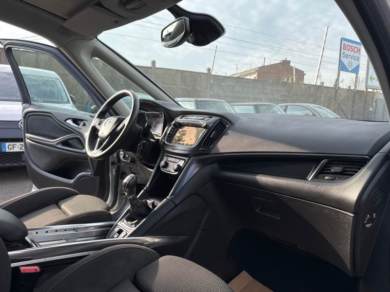 OPEL ZAFIRA TOURER 2016