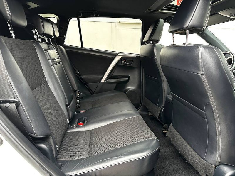 TOYOTA RAV4 HYBRIDE 197 2WD DYNAMIC EDITION - *** REMISE - PRIX COUTANT !! ***