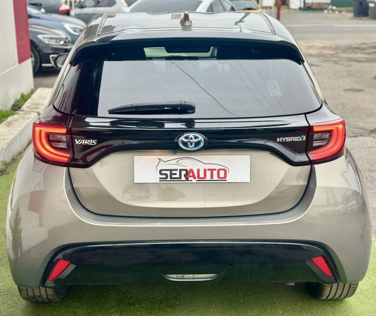 TOYOTA YARIS 2021