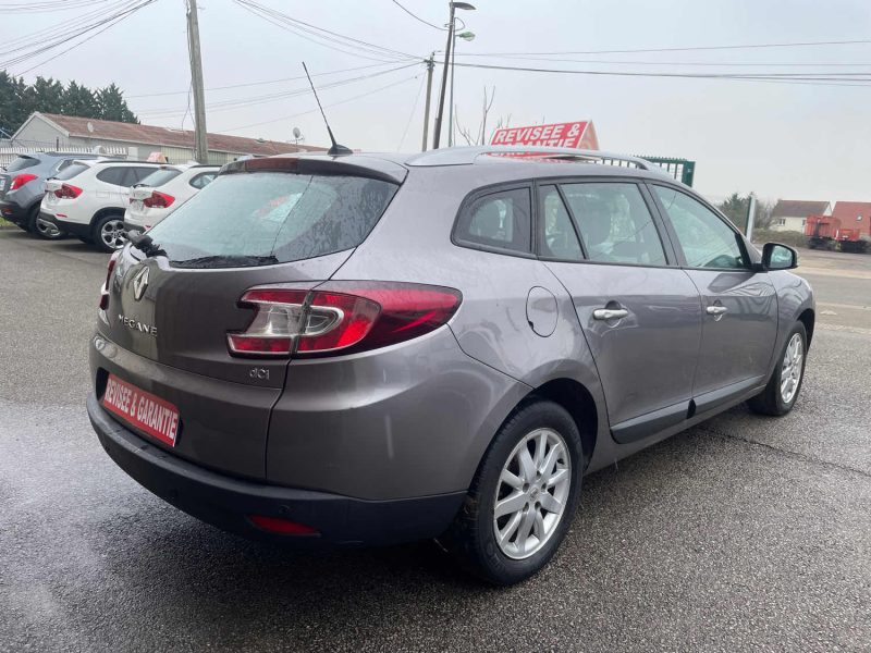REANULT MEGANE 2010 1.9 DCI 130 CV