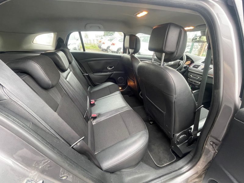 REANULT MEGANE 2010 1.9 DCI 130 CV