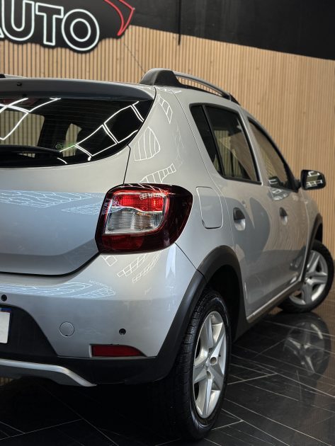DACIA SANDERO 2014