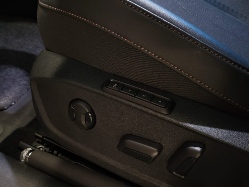 CUPRA LEON 2.0 TSI 300cv VZ / 1ERE MAIN / SIEGES ELECTRIQUES / CARPLAY / CAMERA DE RECUL / VIRTUAL