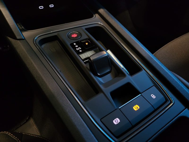 CUPRA LEON 2.0 TSI 300cv VZ / 1ERE MAIN / SIEGES ELECTRIQUES / CARPLAY / CAMERA DE RECUL / VIRTUAL