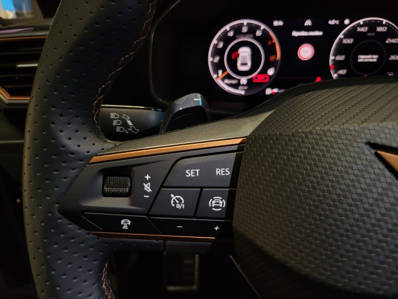 CUPRA LEON 2.0 TSI 300cv VZ / 1ERE MAIN / SIEGES ELECTRIQUES / CARPLAY / CAMERA DE RECUL / VIRTUAL
