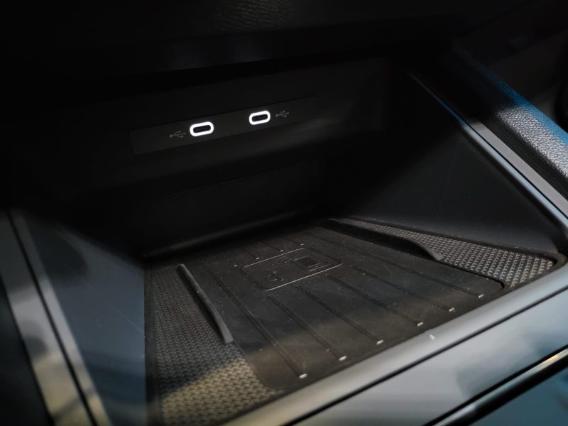 CUPRA LEON 2.0 TSI 300cv VZ / 1ERE MAIN / SIEGES ELECTRIQUES / CARPLAY / CAMERA DE RECUL / VIRTUAL