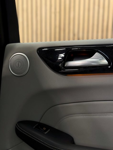 MERCEDES M-CLASS 2012