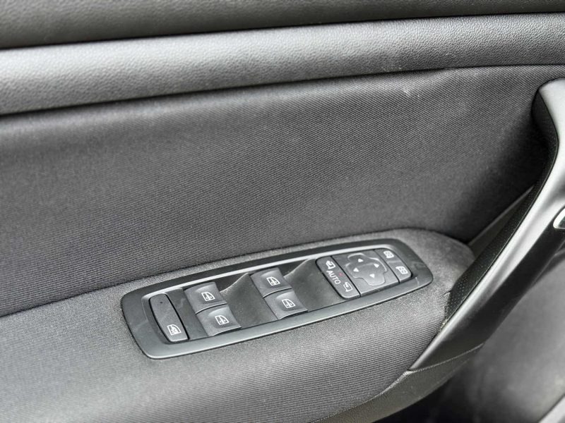 RENAULT MEGANE IV ESTATE DCI 110 ENERGY BUSINESS EDITION