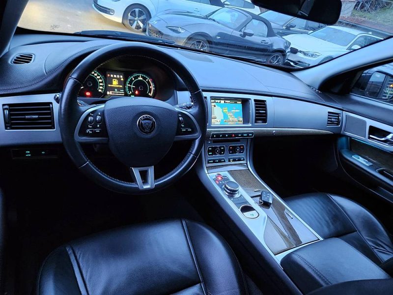 Jaguar XF 2.2 D 200 SPORTBRAKE LUXE BVA8*GPS*CAMERA*XENON*