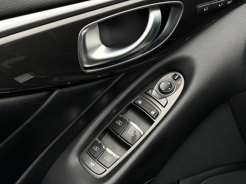 INFINITI Q50 2.2L 170CH SPORT TECH BVA GARANTIE 6 MOIS