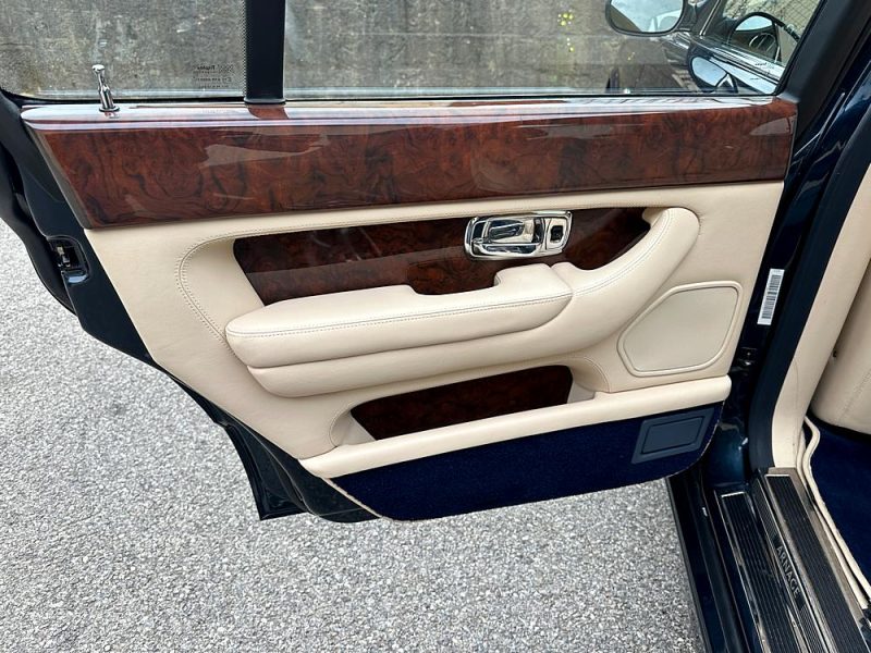 BENTLEY ARNAGE Red Label - 1999