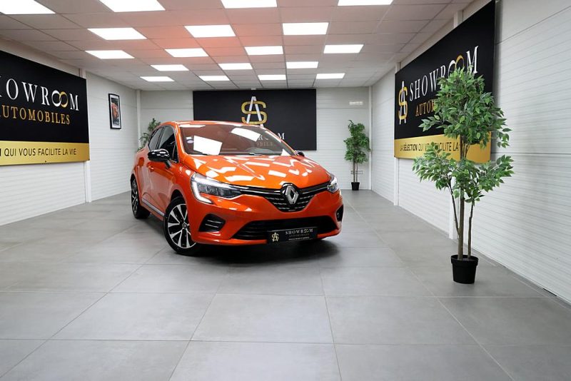 RENAULT CLIO 2021