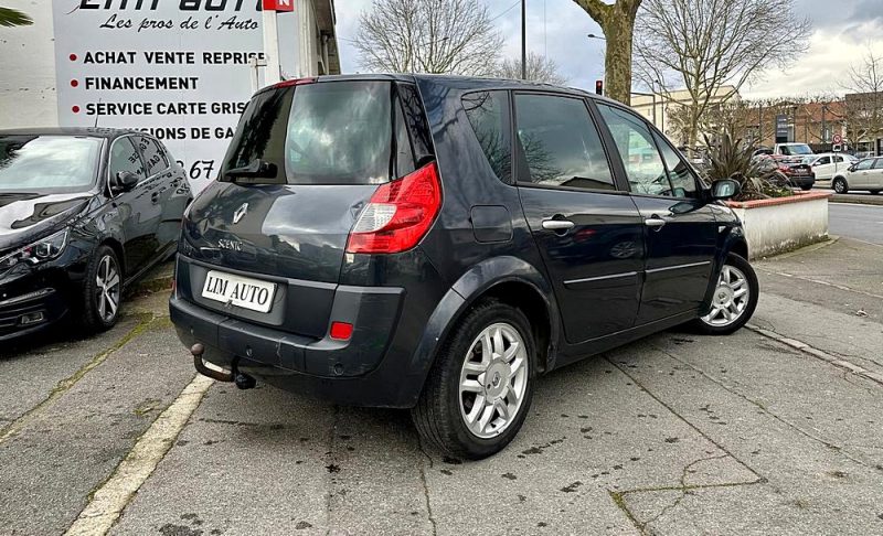 RENAULT SCENIC II 2009