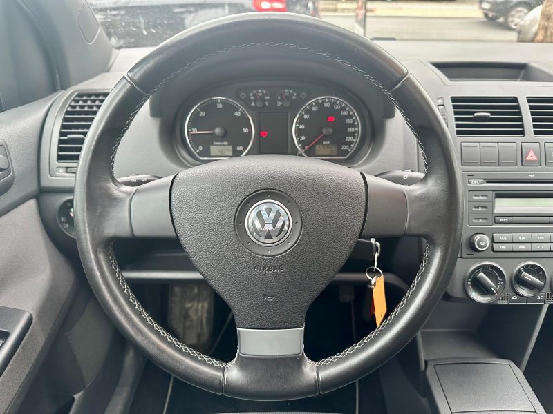 VOLKSWAGEN POLO 2008
