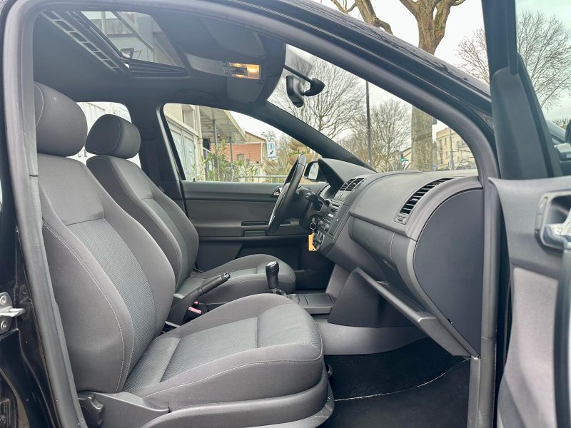 VOLKSWAGEN POLO 2008