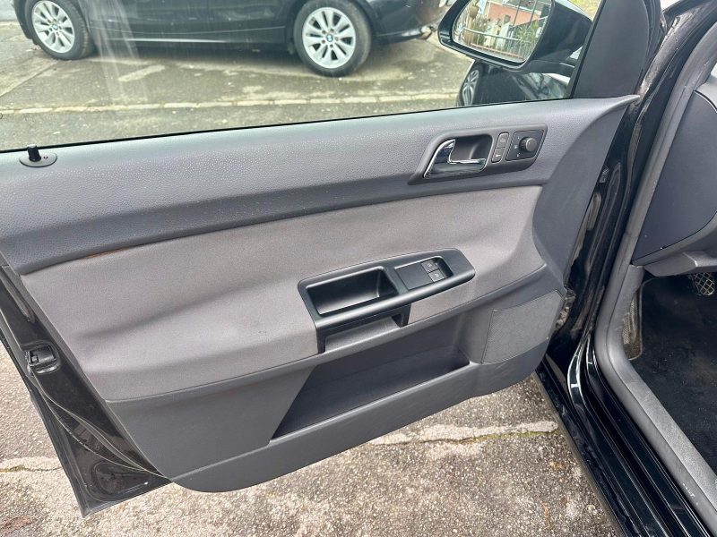 VOLKSWAGEN POLO 2008