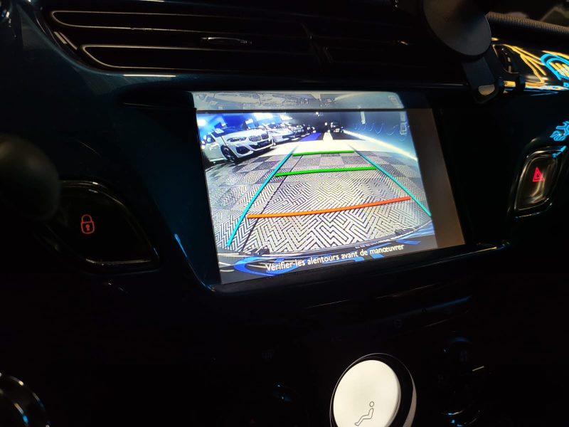 DS DS3 1.2 VTi 110cv SPORT CHIC EAT6 HIFI SYSTEME / CAMERA / BI-COLORS / FULL LED