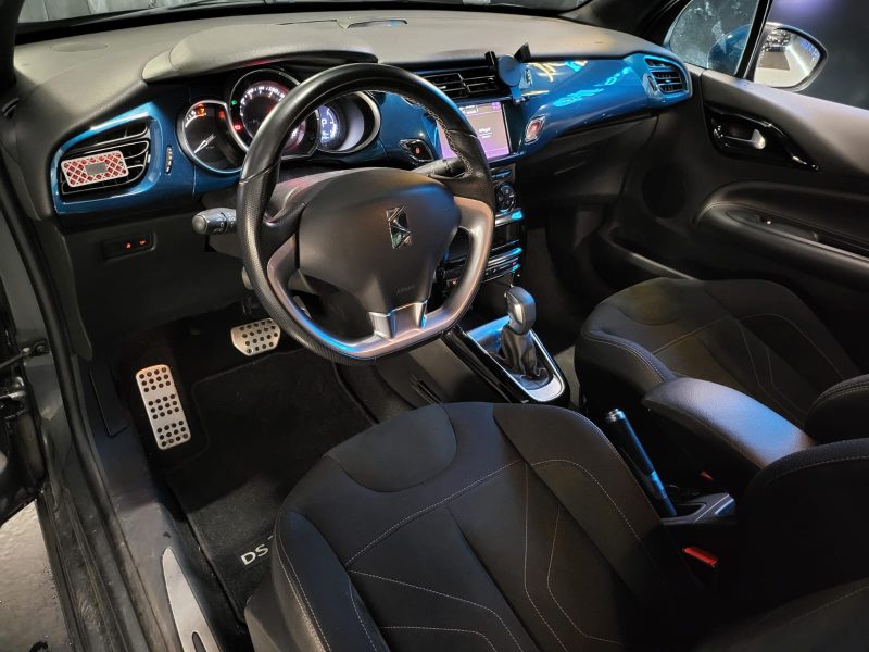 DS DS3 1.2 VTi 110cv SPORT CHIC EAT6 HIFI SYSTEME / CAMERA / BI-COLORS / FULL LED