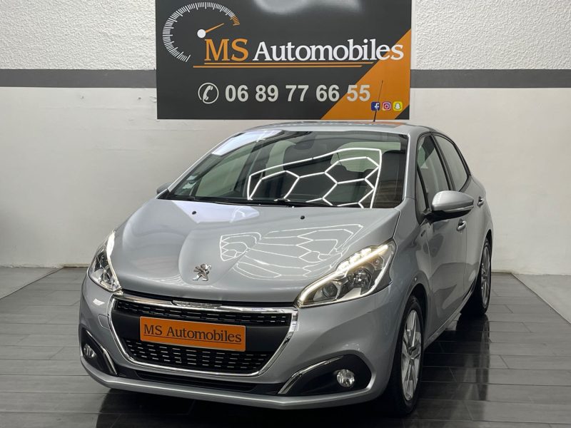 PEUGEOT 208 2018