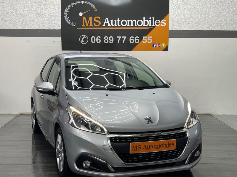 PEUGEOT 208 2018
