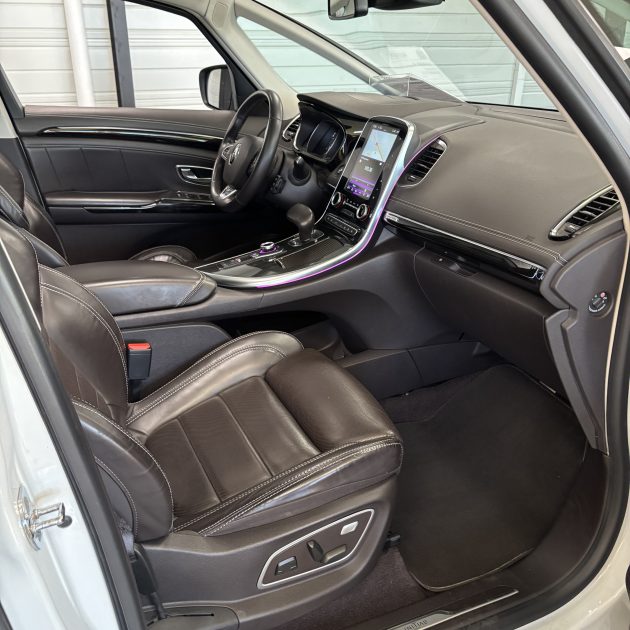 RENAULT ESPACE V 1.6 dCi 160 Initiale Paris 7 places Garantie 12 mois