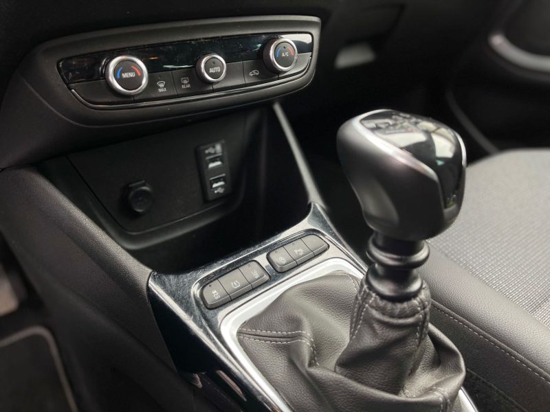 OPEL CROSSLAND 1.5L DIESEL 110CH ELEGANCE GARANTIE 6 MOIS