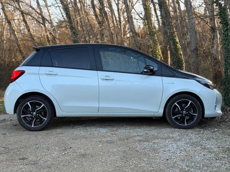 TOYOTA YARIS 1.5 HYBRID 100H COLLECTION 