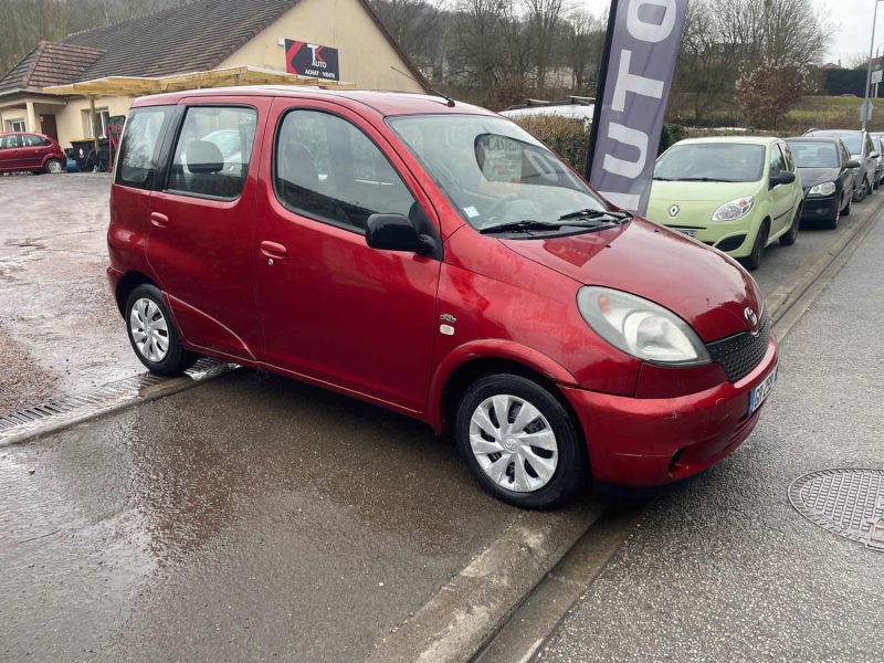 TOYOTA YARIS 1.4D-4D 75CV