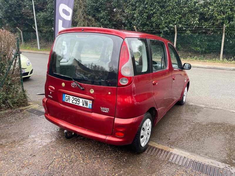 TOYOTA YARIS 1.4D-4D 75CV