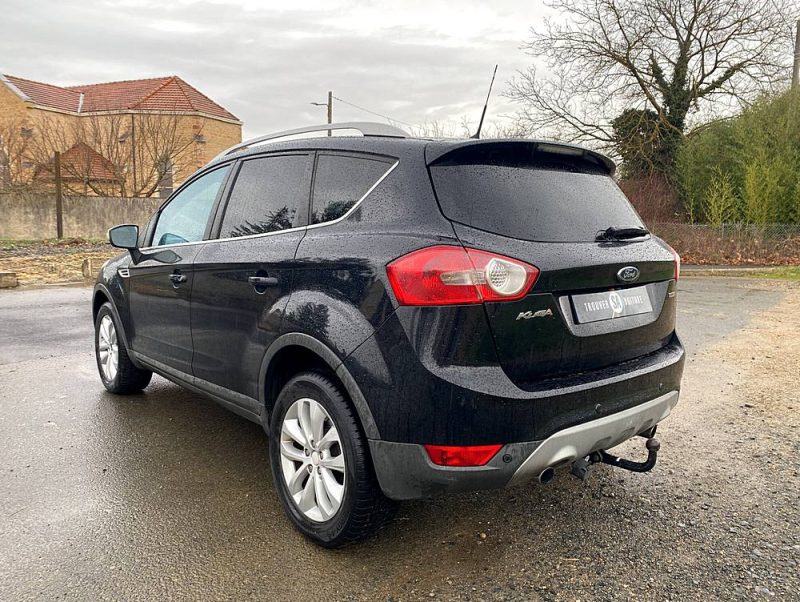 FORD KUGA 2.0 L TDCI 136 ch Titanium, Toit panoramique