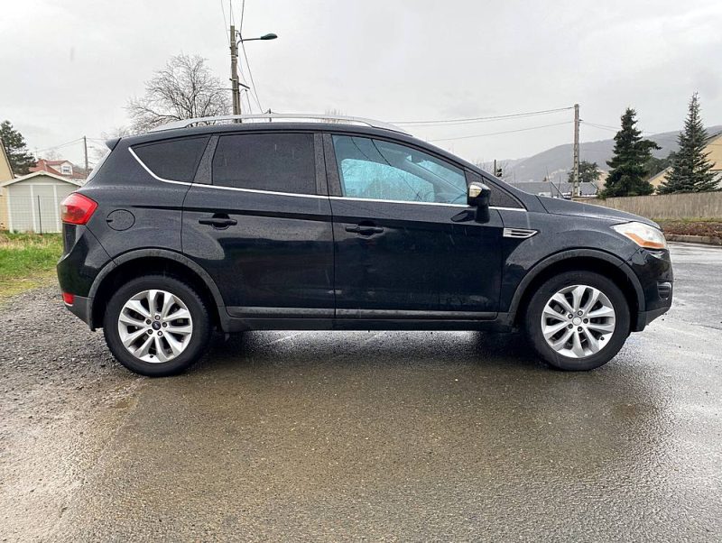 FORD KUGA 2.0 L TDCI 136 ch Titanium, Toit panoramique