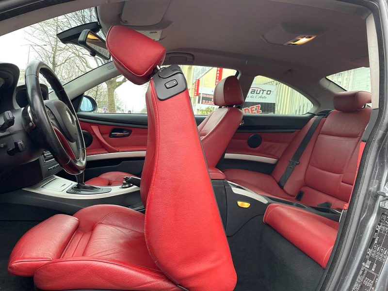 BMW SERIE 3 E92 335xi 306ch 