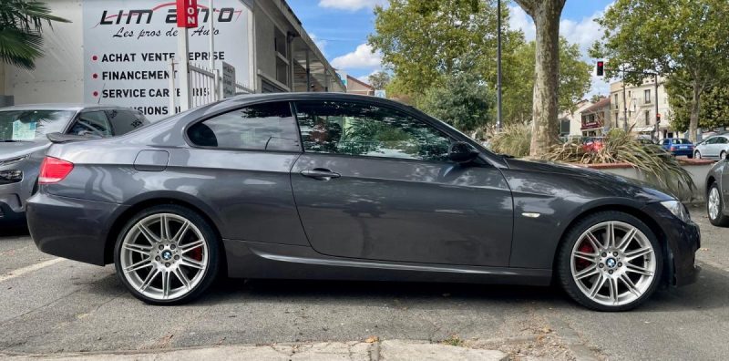 BMW SERIE 3 E92 335xi 306ch 