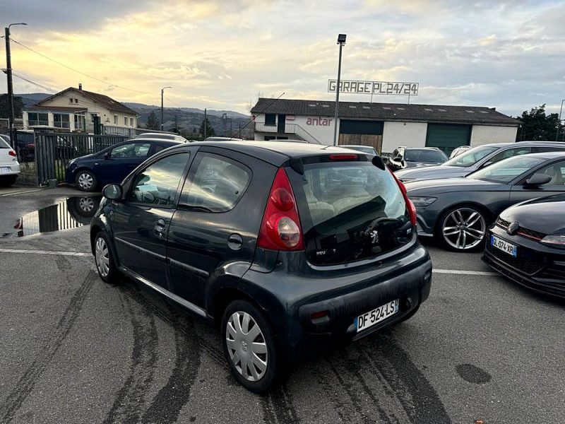 PEUGEOT 107 2007