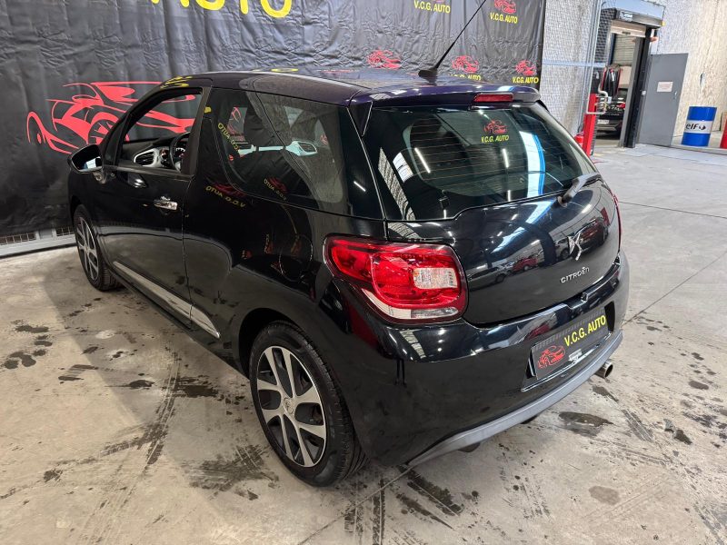 CITROEN DS3  1.2 VTi 82 So Chic 