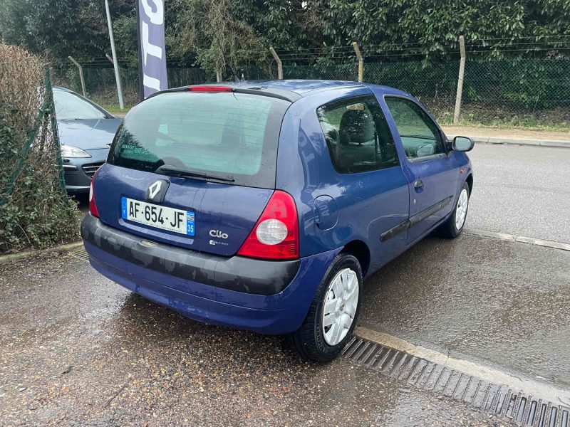 RENAULT CLIO II PHASE 2 1.2i 60CV