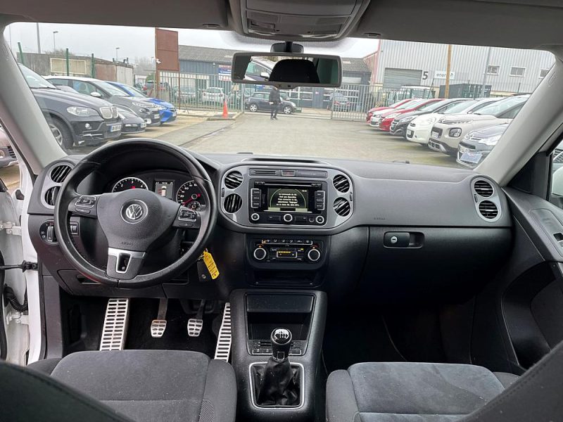 VOLKSWAGEN TIGUAN 2014