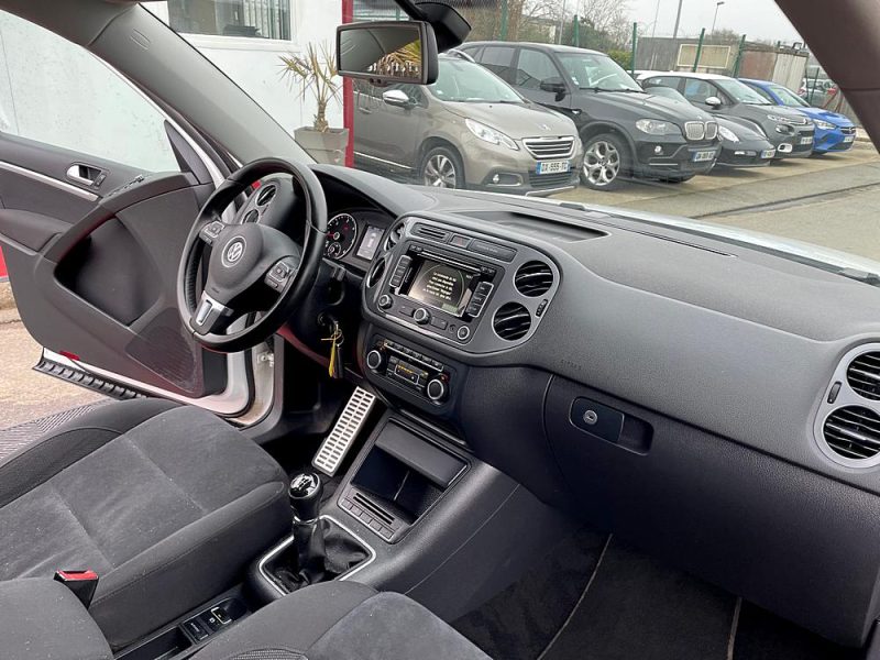 VOLKSWAGEN TIGUAN 2014