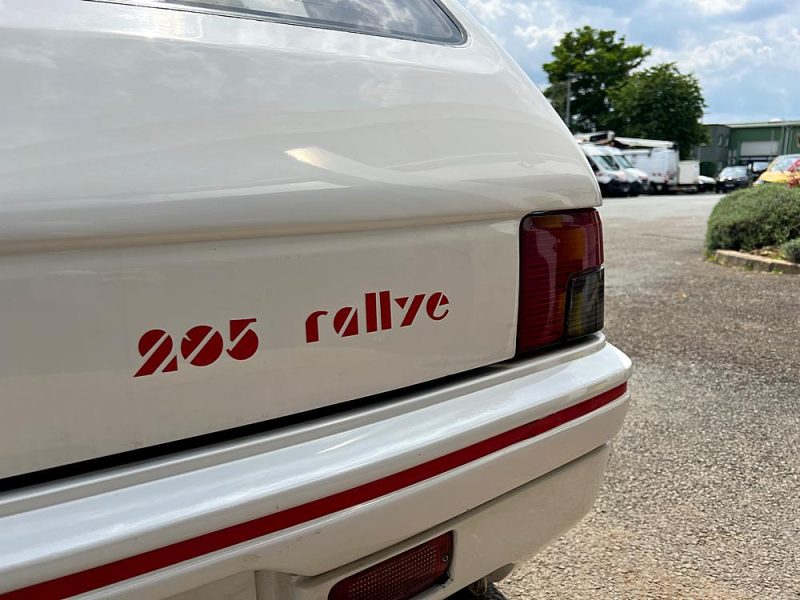 PEUGEOT 205 1.3L RALLYE 1990
