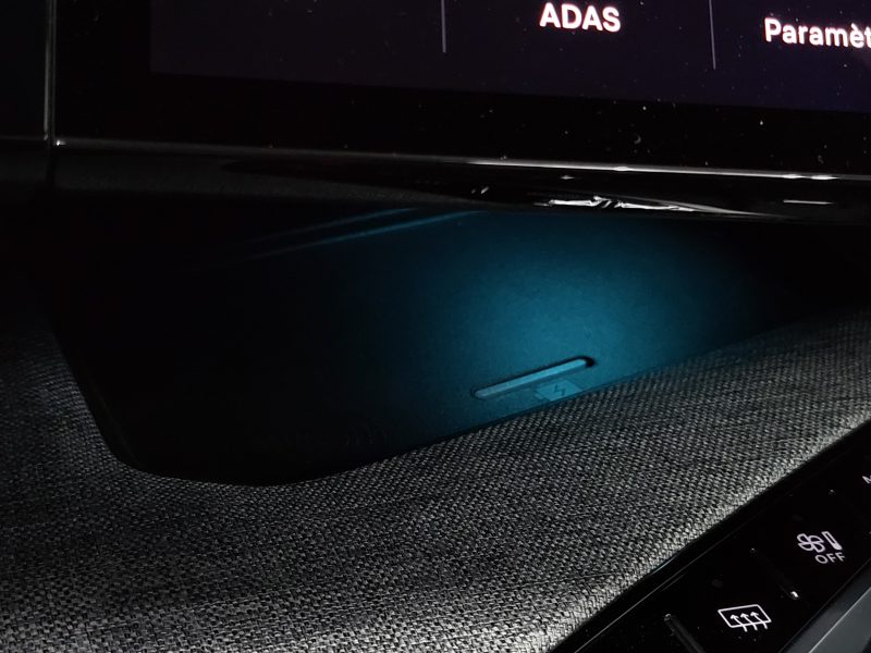 PEUGEOT 3008 III MHEV 136 cv GT e-DSC-6 1ère Main