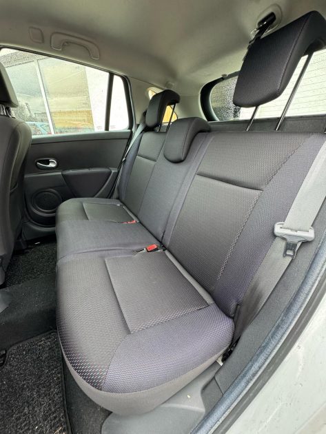 RENAULT  CLIO 3 Estate 1.2 Tce 100CV / Première Main / Siège Chauffants / Distribution Neuve 