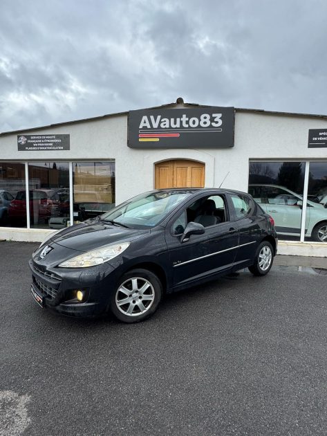PEUGEOT  207 2012 1.4i 75cv / Distribution Neuve / CT OK / Révisée 