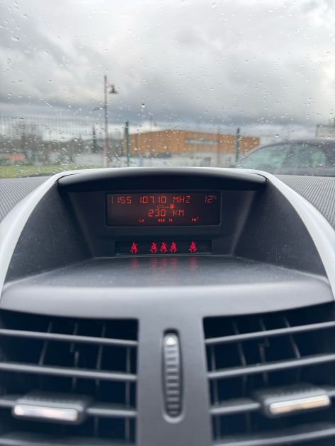 PEUGEOT  207 2012 1.4i 75cv / Distribution Neuve / CT OK / Révisée 