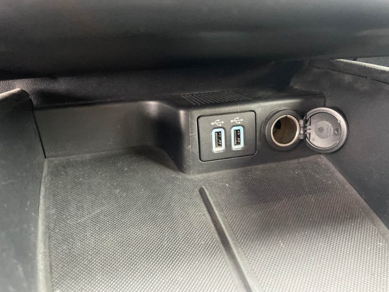 FORD KUGA 2022 III 2.5 DURATEC 190 8CV FHEV ST-LINE ECVT