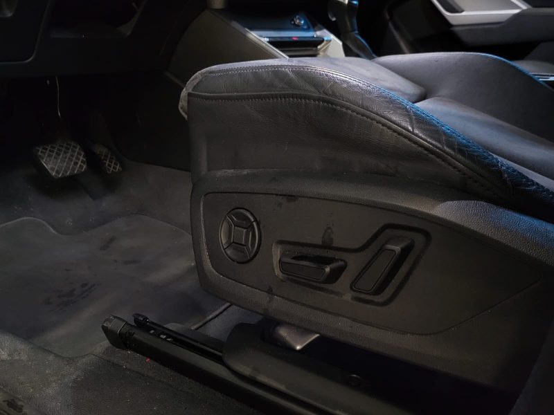 AUDI Q3 1.5 35 TFSI Mild Hybrid 150Ch S tronic 7 / SIEGES ELECTRIQUE +CHAUFFANTS /