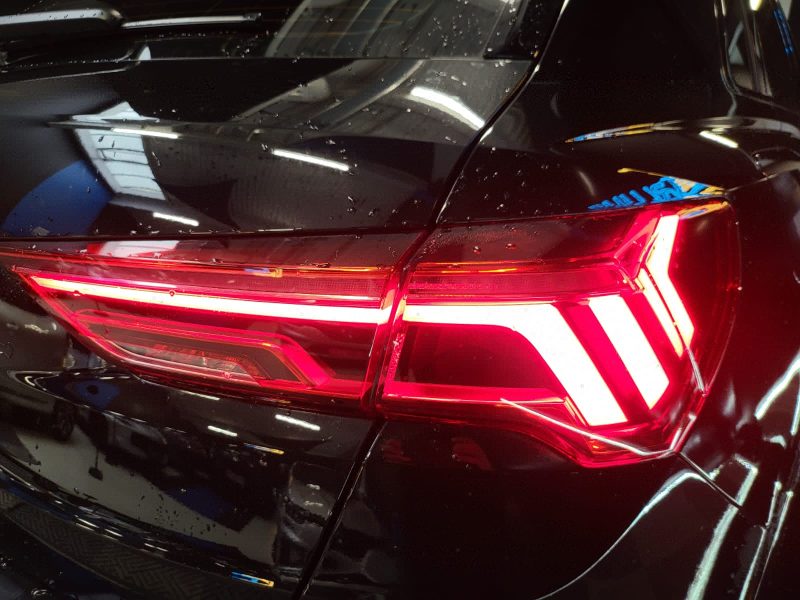 AUDI Q3 1.5 35 TFSI Mild Hybrid 150Ch S tronic 7 / SIEGES ELECTRIQUE +CHAUFFANTS /