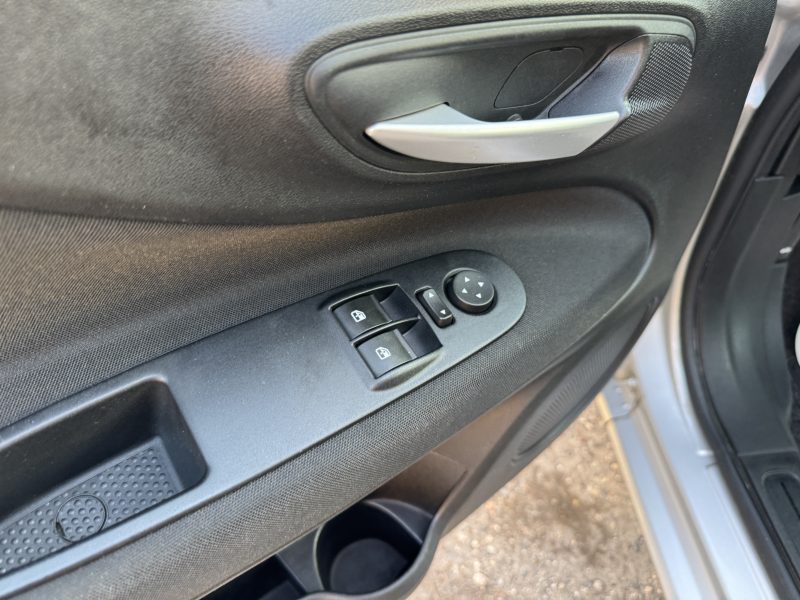 FIAT PUNTO 1.2 69CV ITALIA