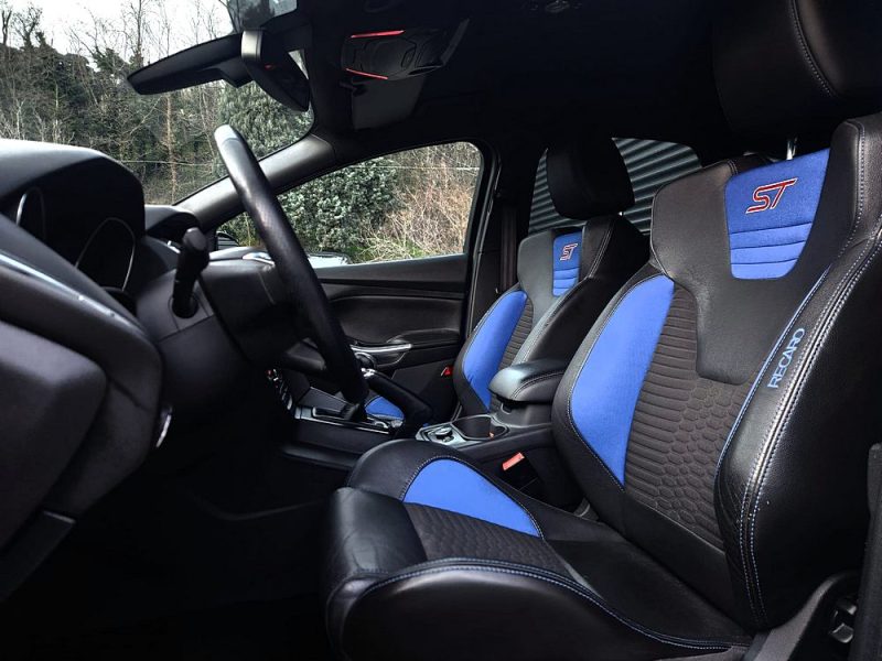 Ford Focus ST III 2.0 ECOBOOST 250 5P*SONY*CAMERA*GPS